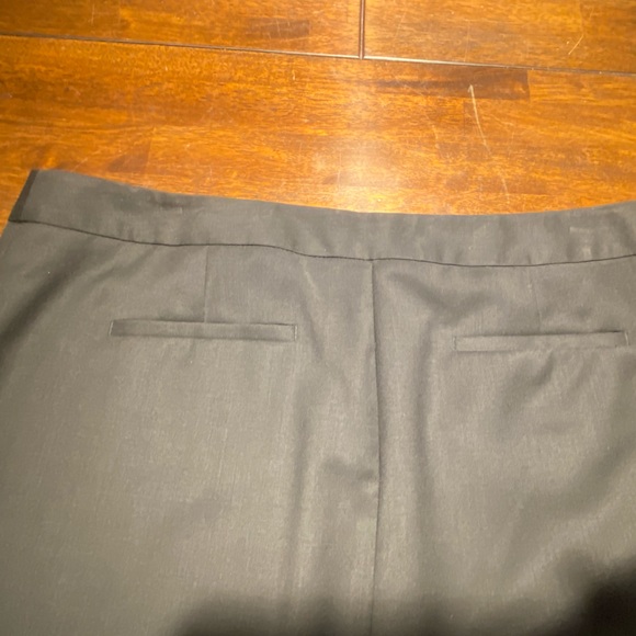 VJ.Crew 100% wool black suiting pencil skirt - Picture 5 of 8